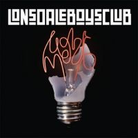 pochette de Light Me Up